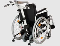 Elektrische-Brems-und-Schiebehilfe-Mobilo-EL-II-mit-Rollstuhl